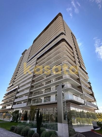 Fabrica de Glucoza. Apartament 3 camere  One High District  Luminos