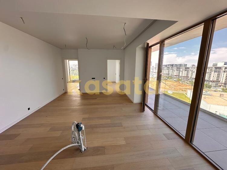 Fabrica de Glucoza. Apartament 3 camere  One High District  Luminos