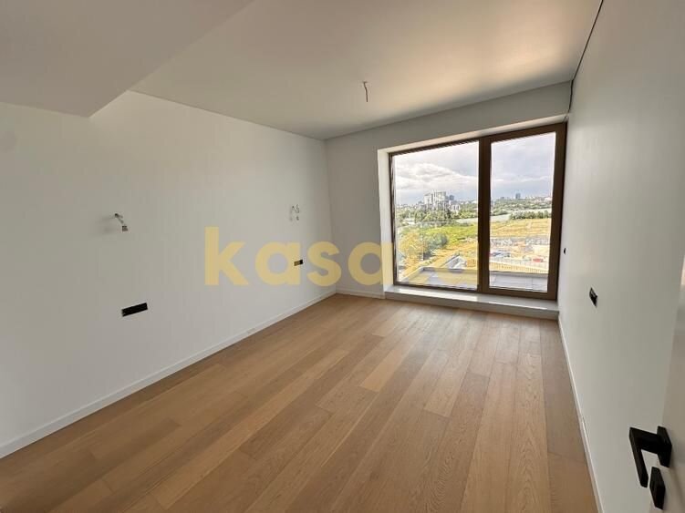 Fabrica de Glucoza. Apartament 3 camere  One High District  Luminos