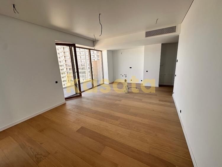 Fabrica de Glucoza. Apartament 3 camere  One High District  Luminos